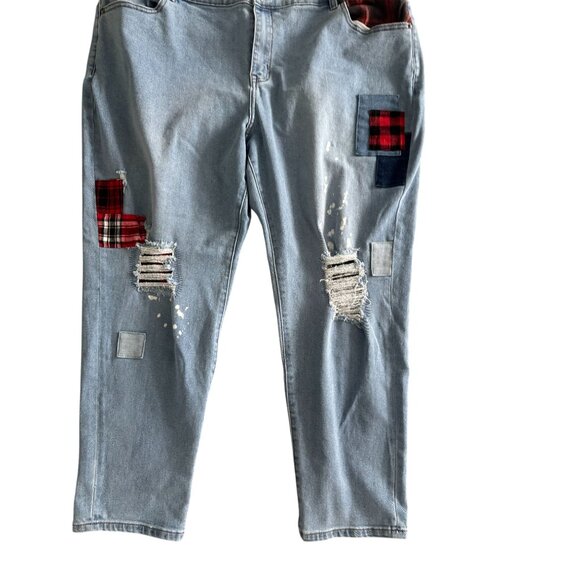 LANE BRYANT Mid Rise Boyfriend Fit Distressed Jeans Size 22 - Picture 2 of 10